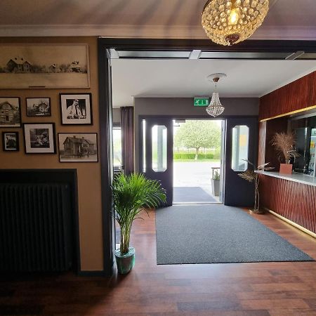 Hotell Gaestis Tierp Bagian luar foto